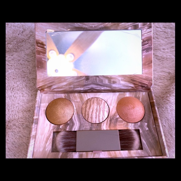 Urban Decay Other - Urban decay Naked illuminated trio